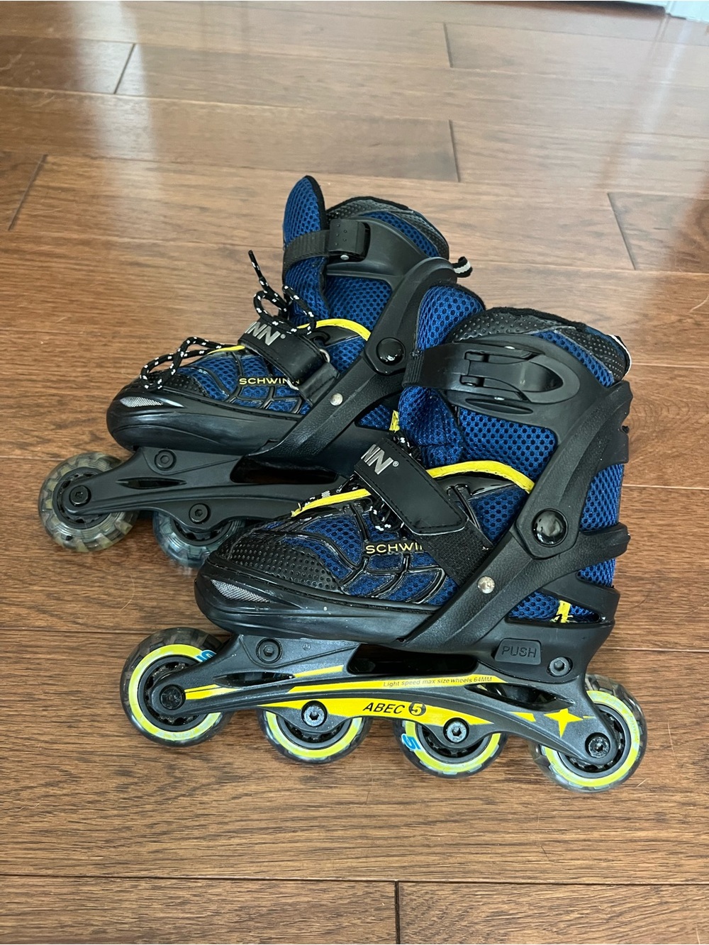 Schwinn Kids' Size 1-4, Adjustable Inline Skates - Picture 3 of 5